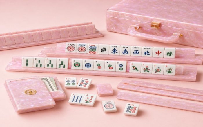 Pearlescent acrylic mahjong storage boxes